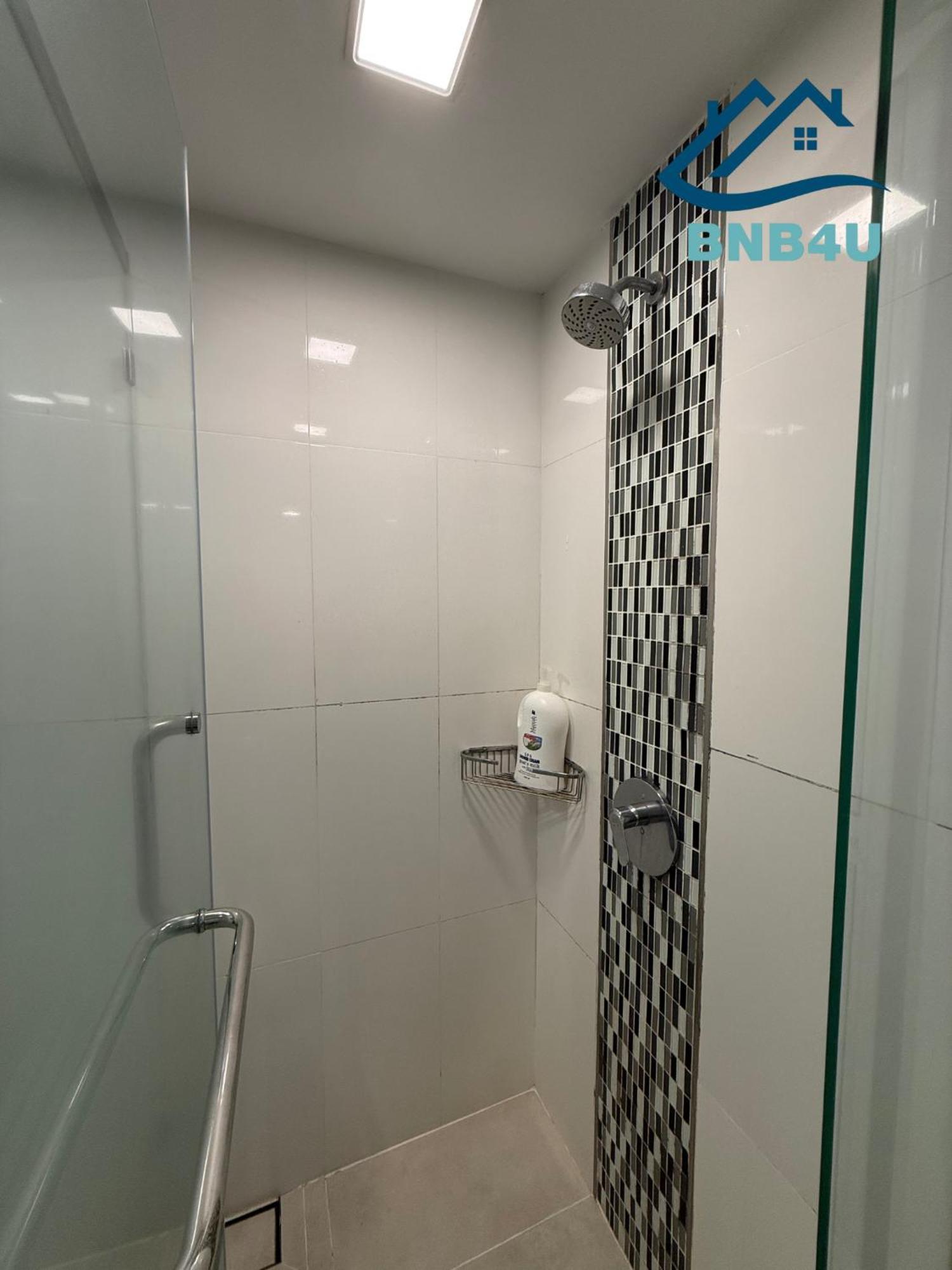 Duplex Seaview Comfort Stay In City By Iz 乔治敦 外观 照片